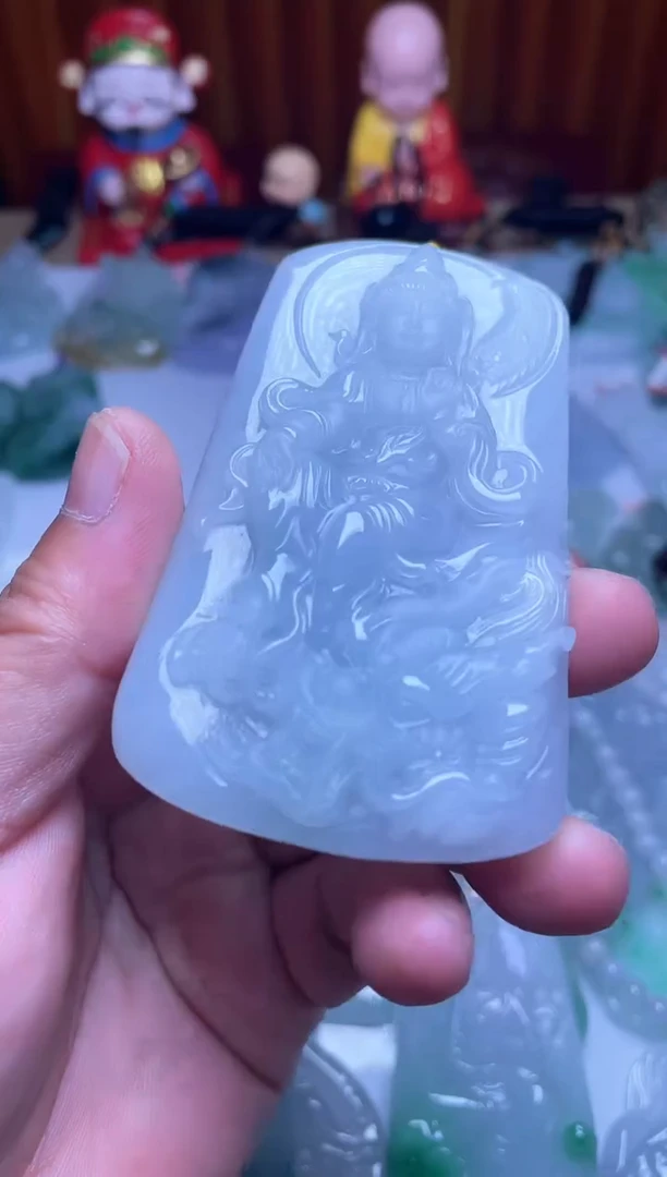 颈饰未镶嵌翡翠1