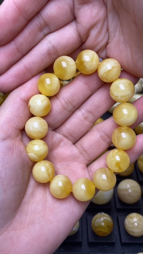 【闪购商品】琥珀裸石未镶嵌葵. 30