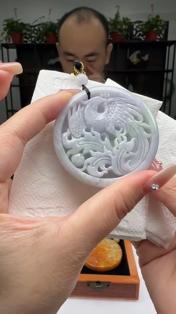 【闪购商品】翡翠颈饰未镶嵌天然翡翠A货吊坠