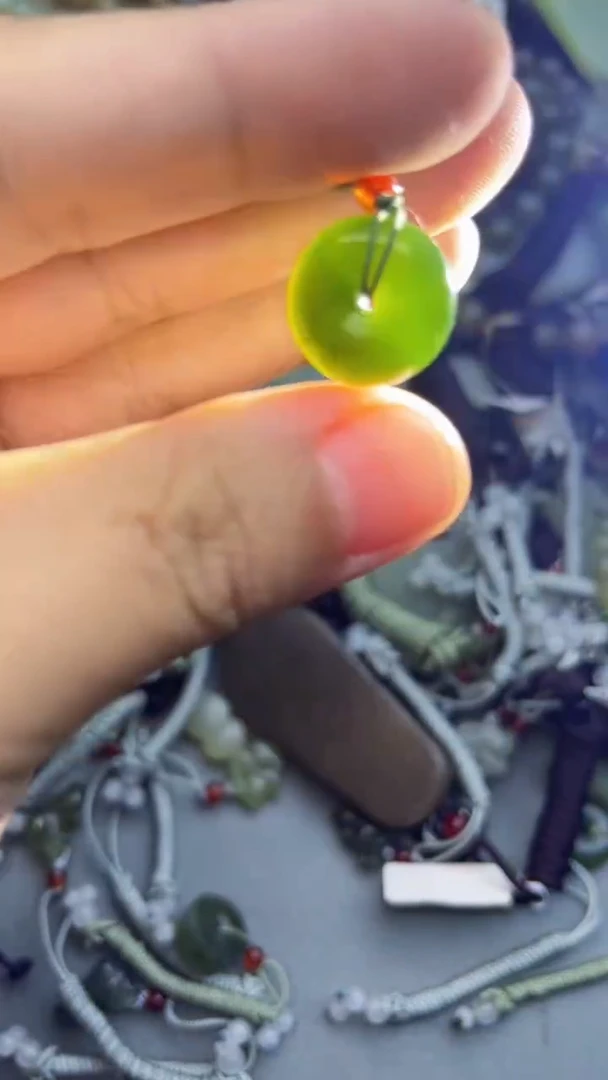 颈饰未镶嵌和田玉多样性发货   拍一发一