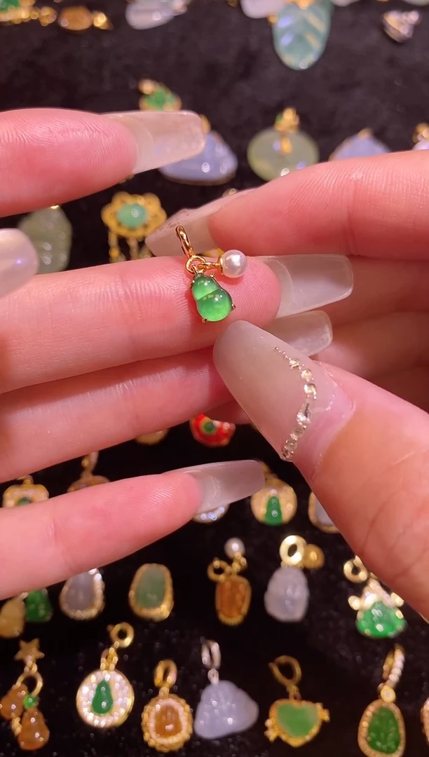 颈饰银S925镶嵌翡翠天然a货翡翠