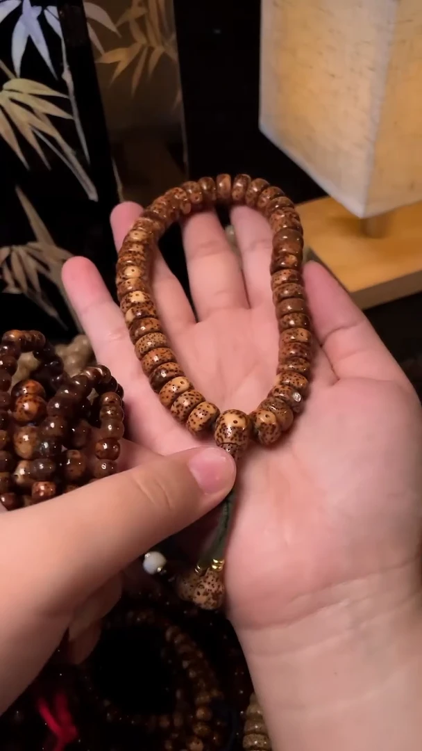 手串星月菩提精工级中珀花皮药片搭配水滴形三通款11*6手持