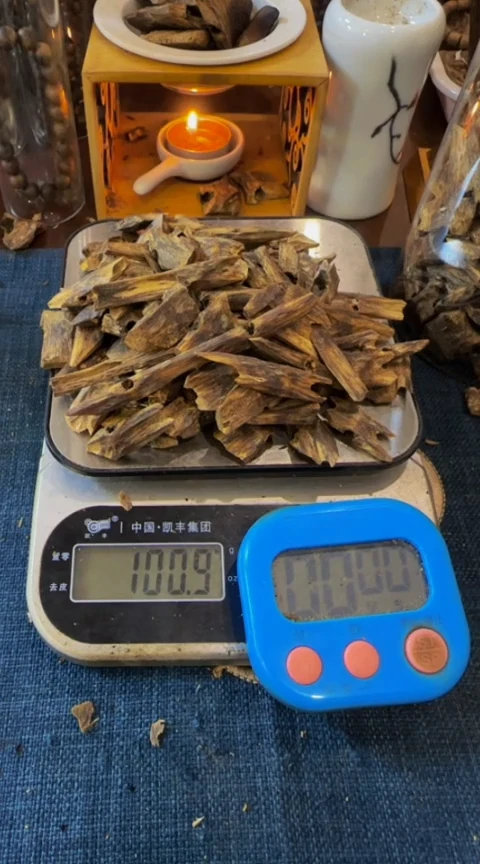 【闪购商品】沉香摆件棋楠千里香块料100克