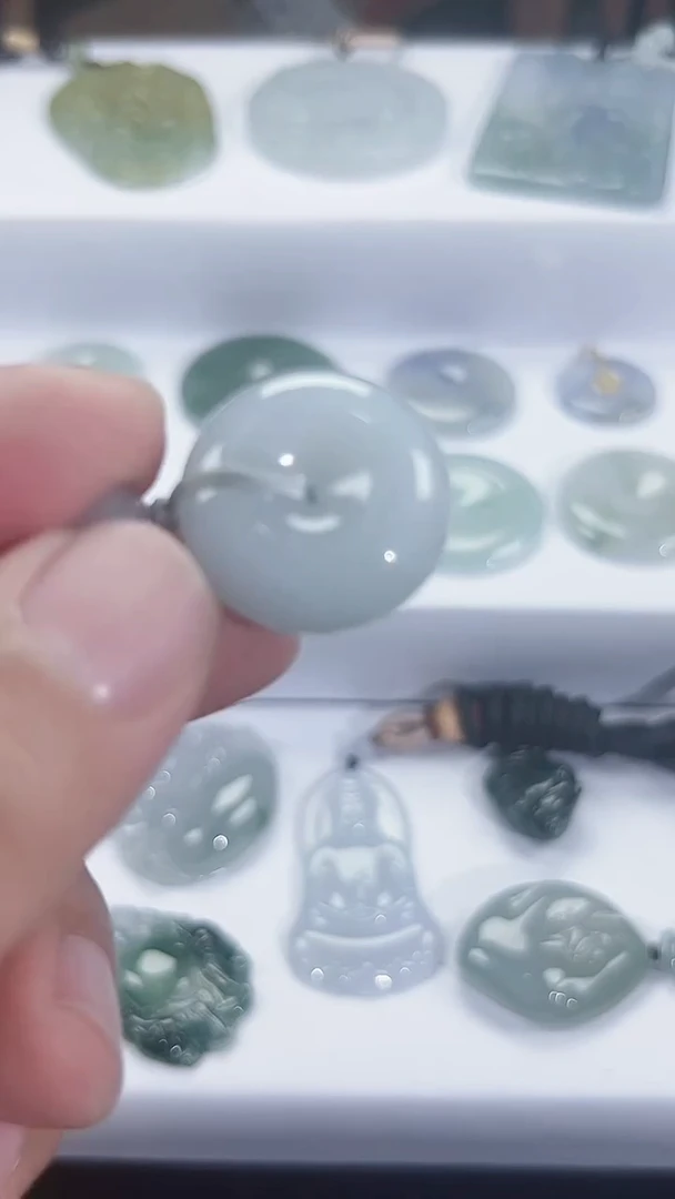 颈饰未镶嵌翡翠天然缅甸A货翡翠