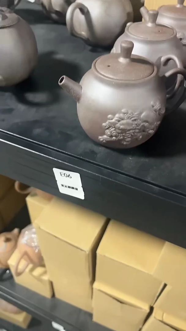 【闪购商品】E06磨砂感老岩泥茶壶