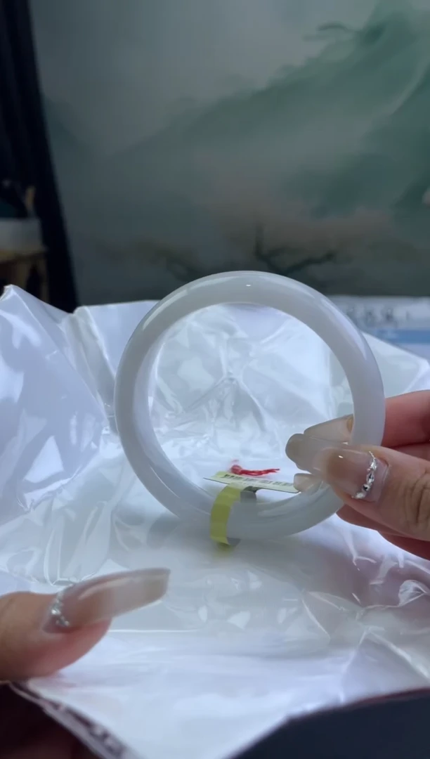 翡翠手镯未镶嵌9            60-61