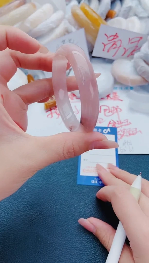 石英质玉手镯未镶嵌J176-54-55