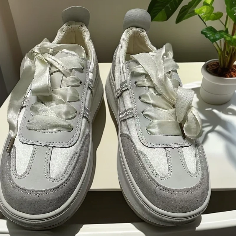 女鞋（601—700）白色时尚百搭夏季潮鞋厚底低帮