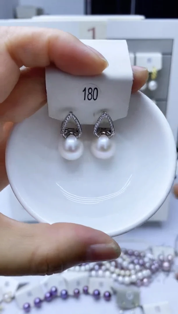 银S925镶嵌淡水珍珠耳饰180