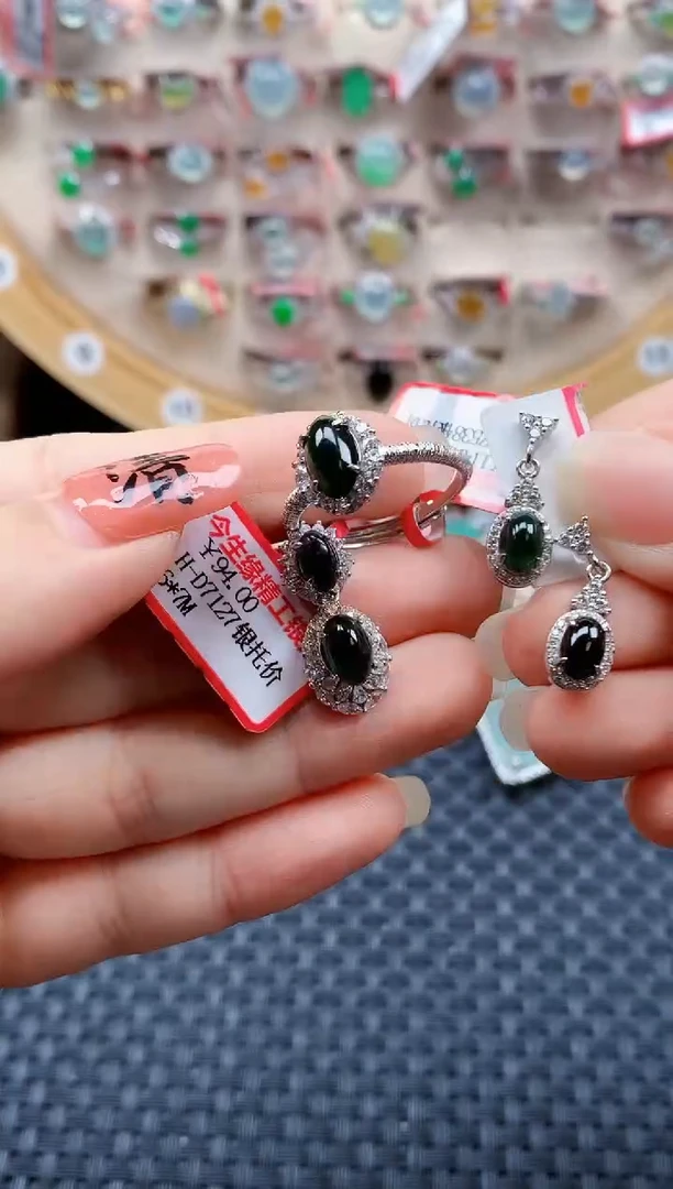 银S925镶嵌戒指翡翠天然A货缅甸翡翠