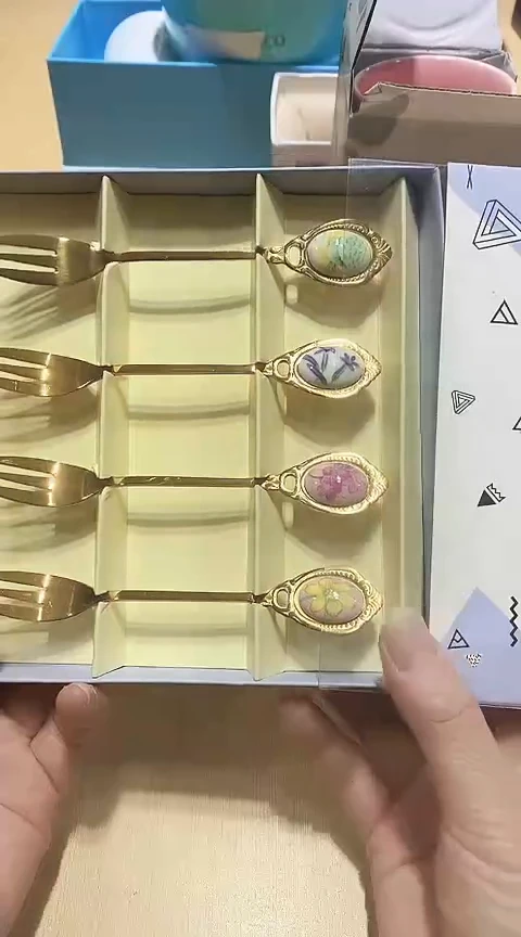 瓷片生活的本意就是开心@@1