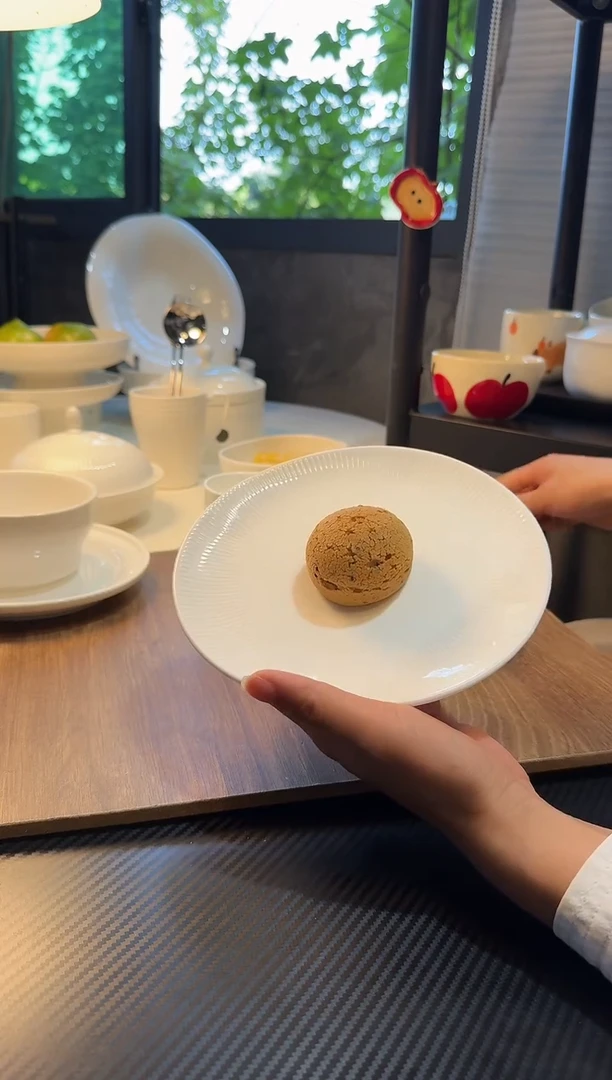 白瓷线条盘子8英寸不带勺叉MC