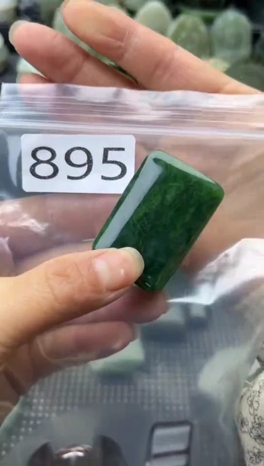 未镶嵌和田玉珠宝半成品牌子