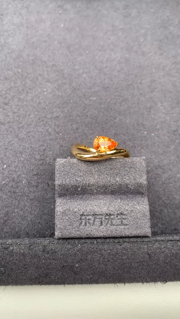 18K金镶嵌戒指石榴石1ct芬达 定制  FH