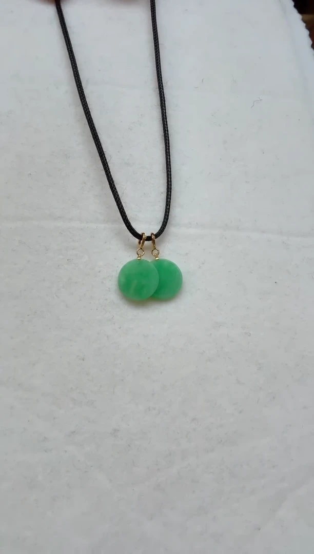 颈饰18K金镶嵌翡翠挂件多样性发1件