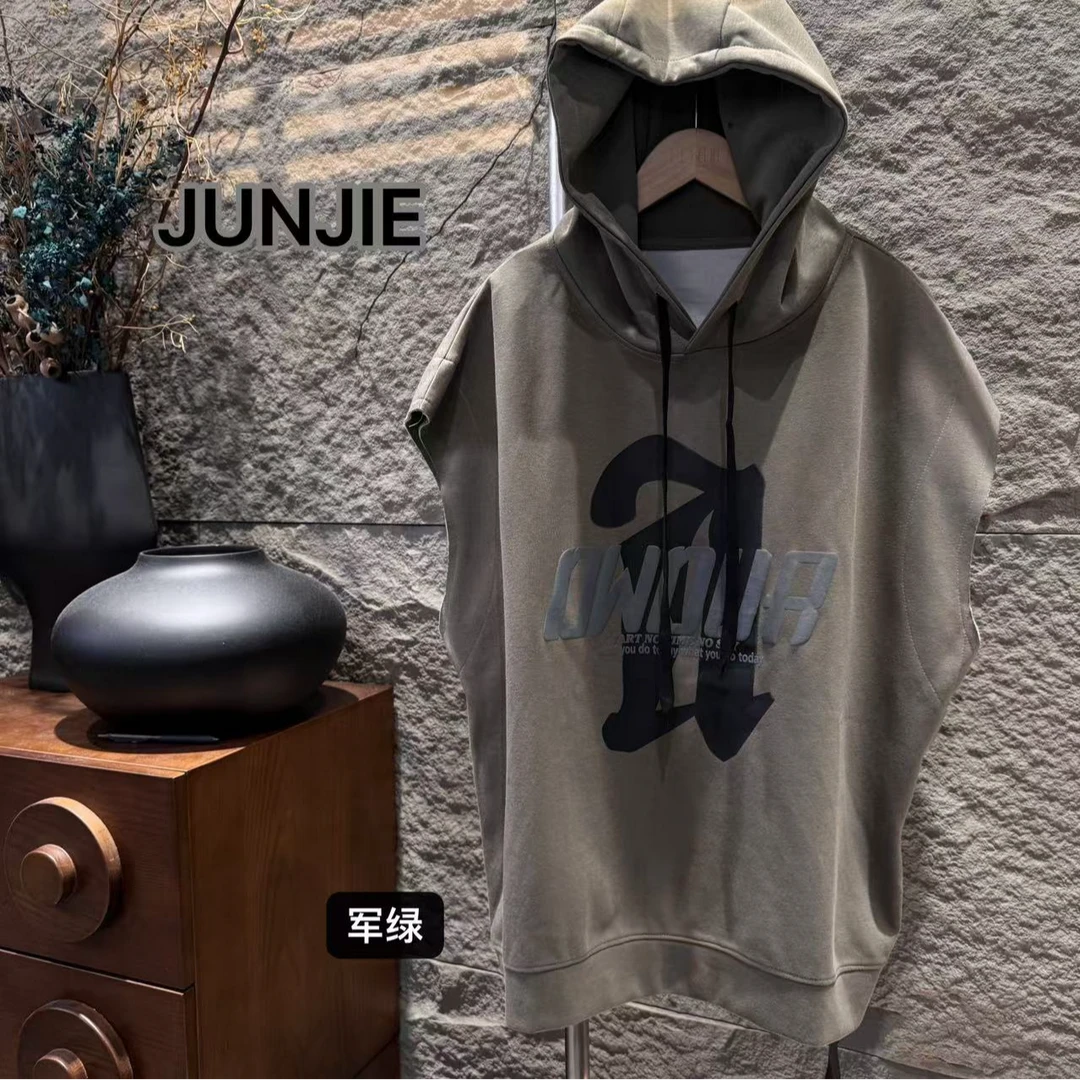 『JUNJIE』连帽坎肩·复古酷帅印花连帽无袖卫衣马甲 9239