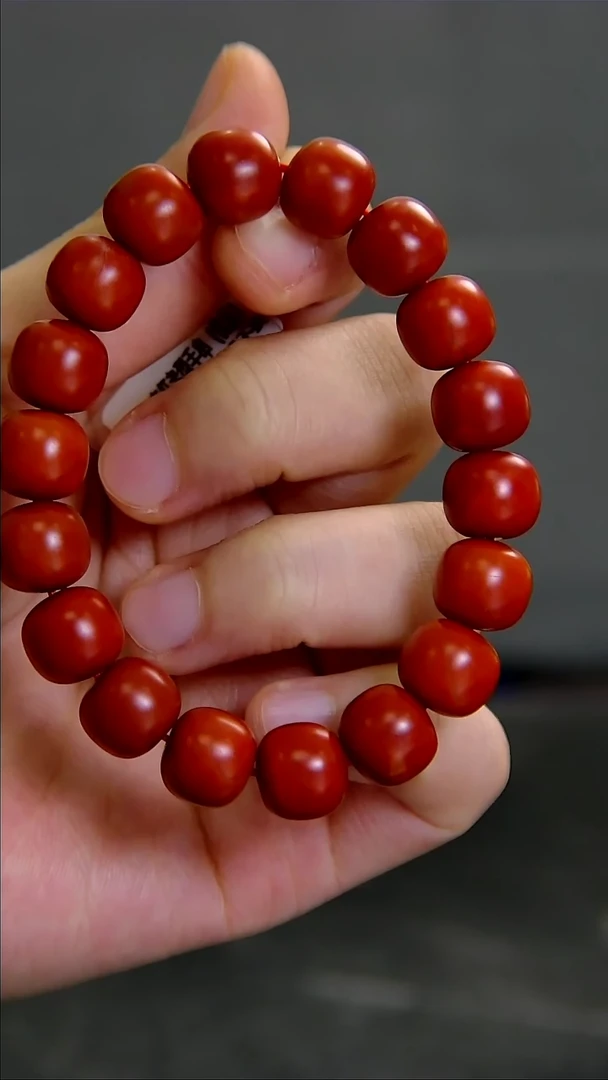 南红玛瑙手串未镶嵌034ZB0610产品一个