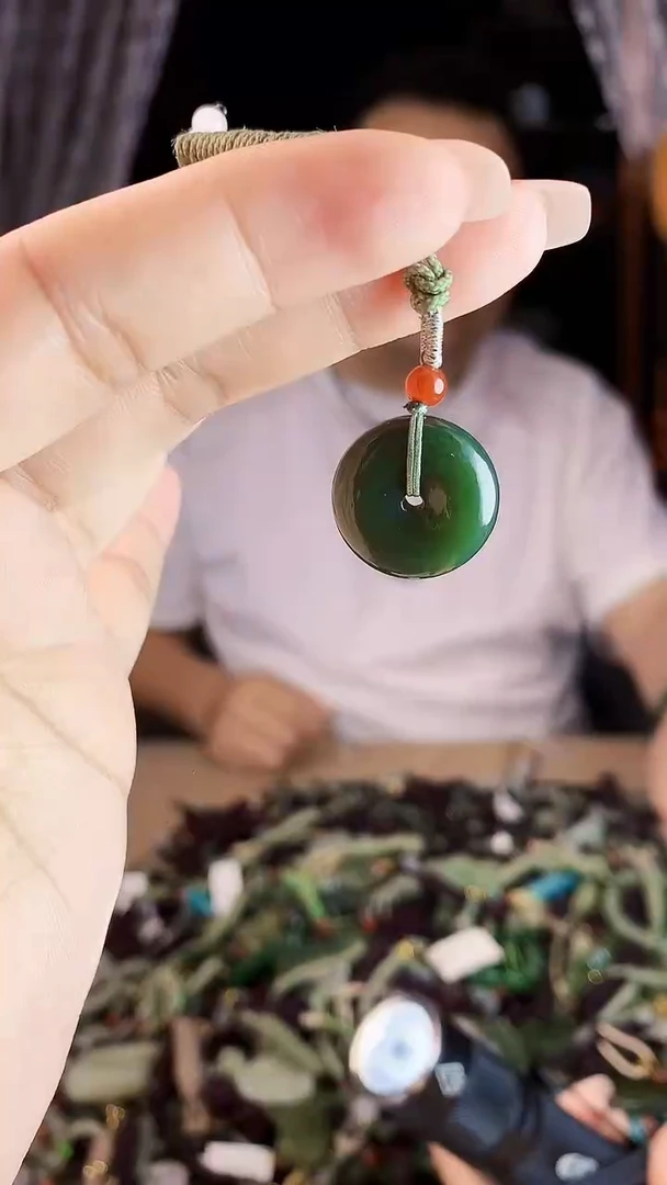 未镶嵌和田玉挂件多样性发货拍一发一