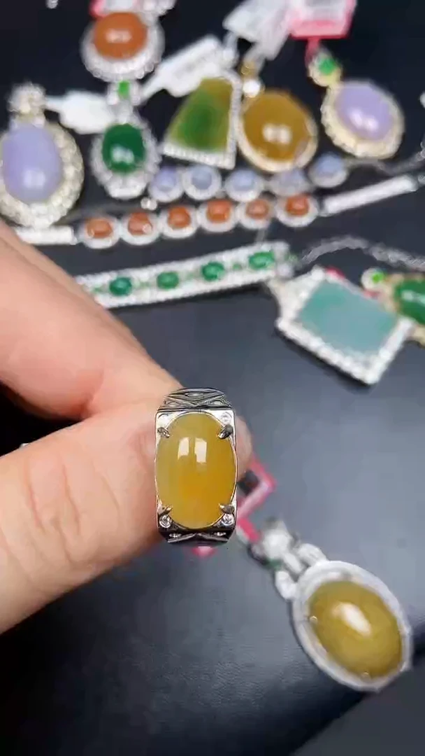 银S925镶嵌戒指翡翠1000