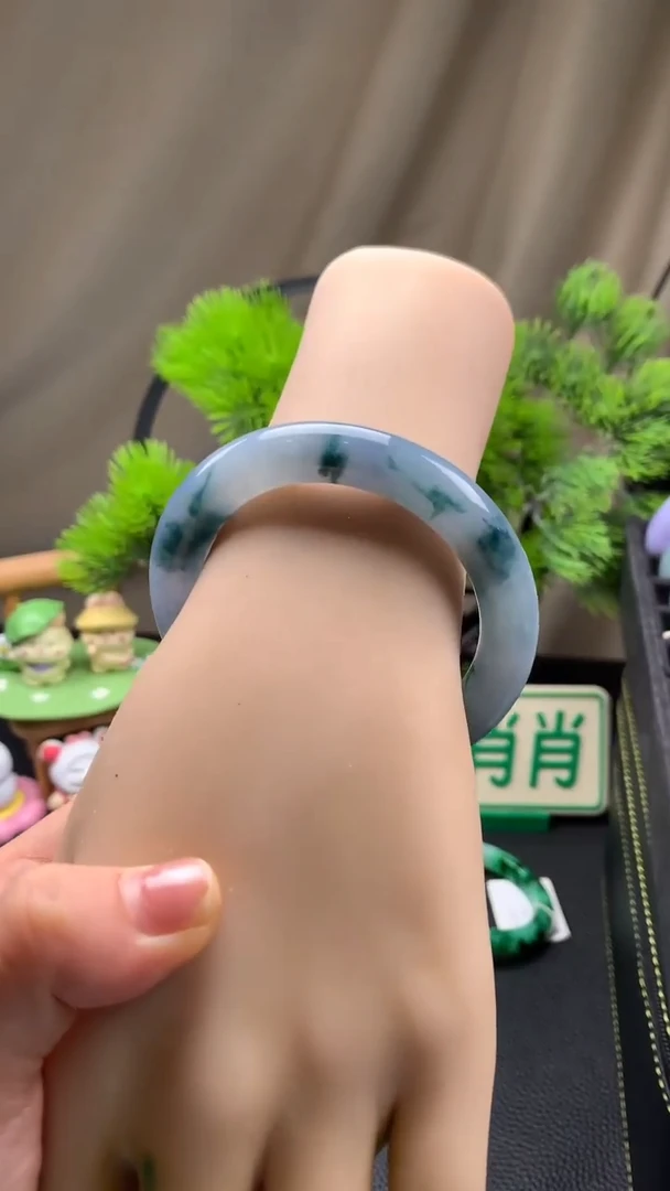 未镶嵌手镯翡翠55圆条-11.2-10.7