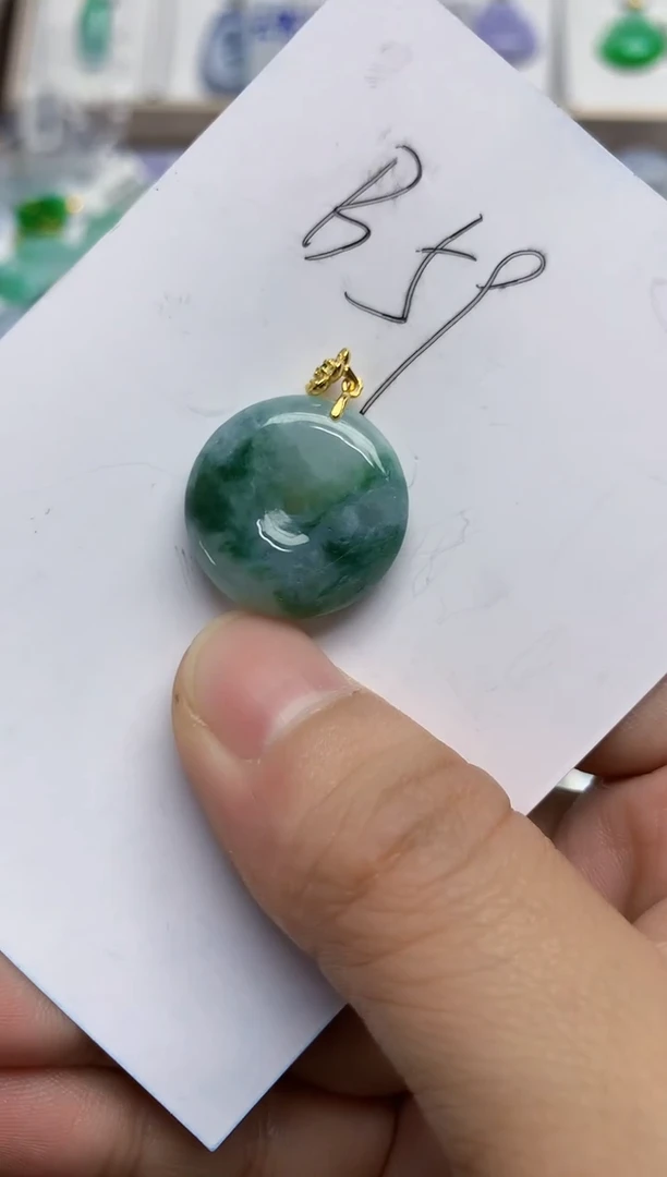 翡翠未镶嵌颈饰天然缅甸翡翠A货