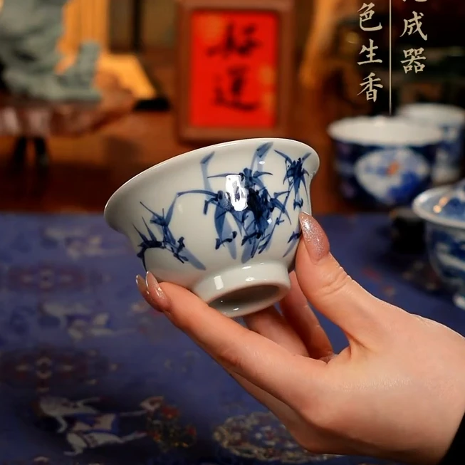 云/青花竹林压手杯