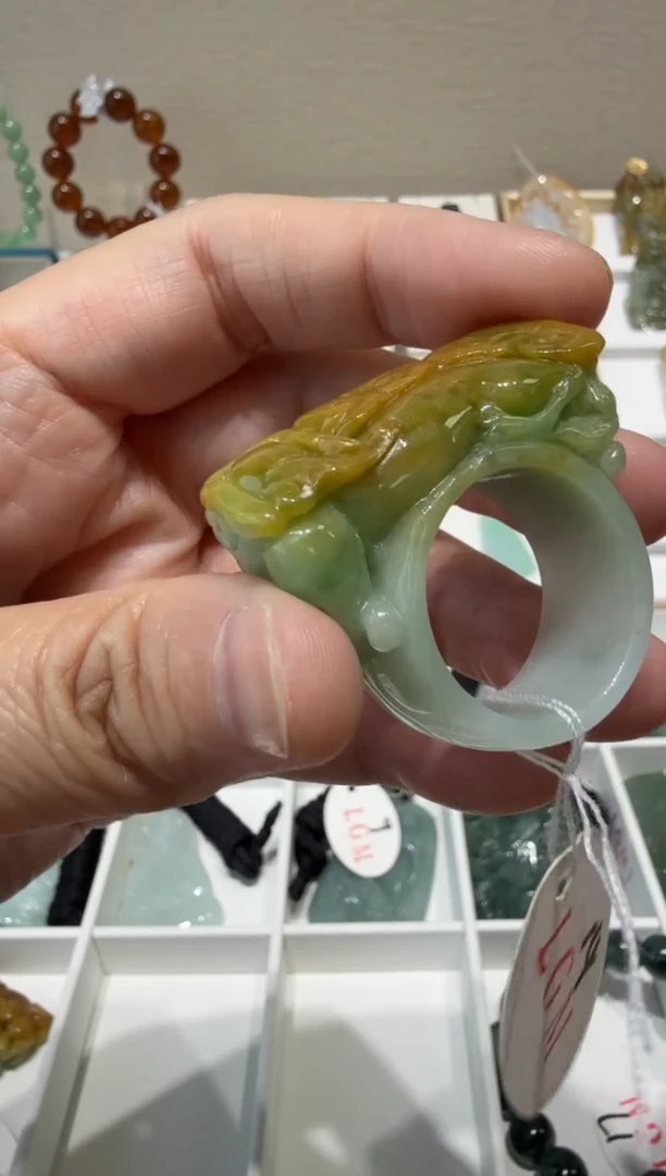 未镶嵌挂件翡翠A货翡翠多样性孤品