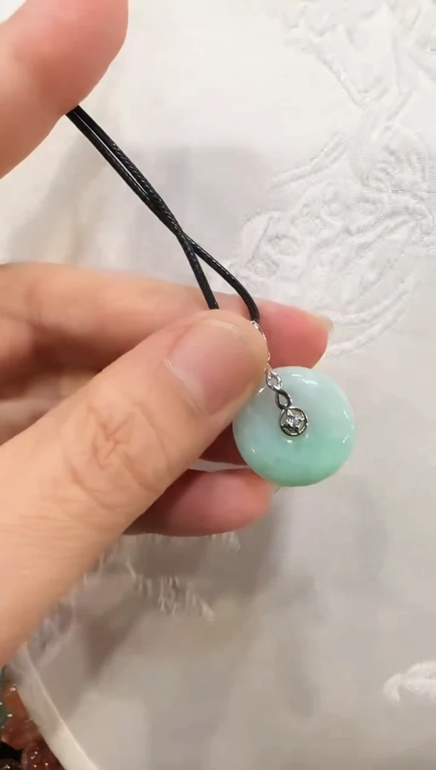 颈饰未镶嵌翡翠国风