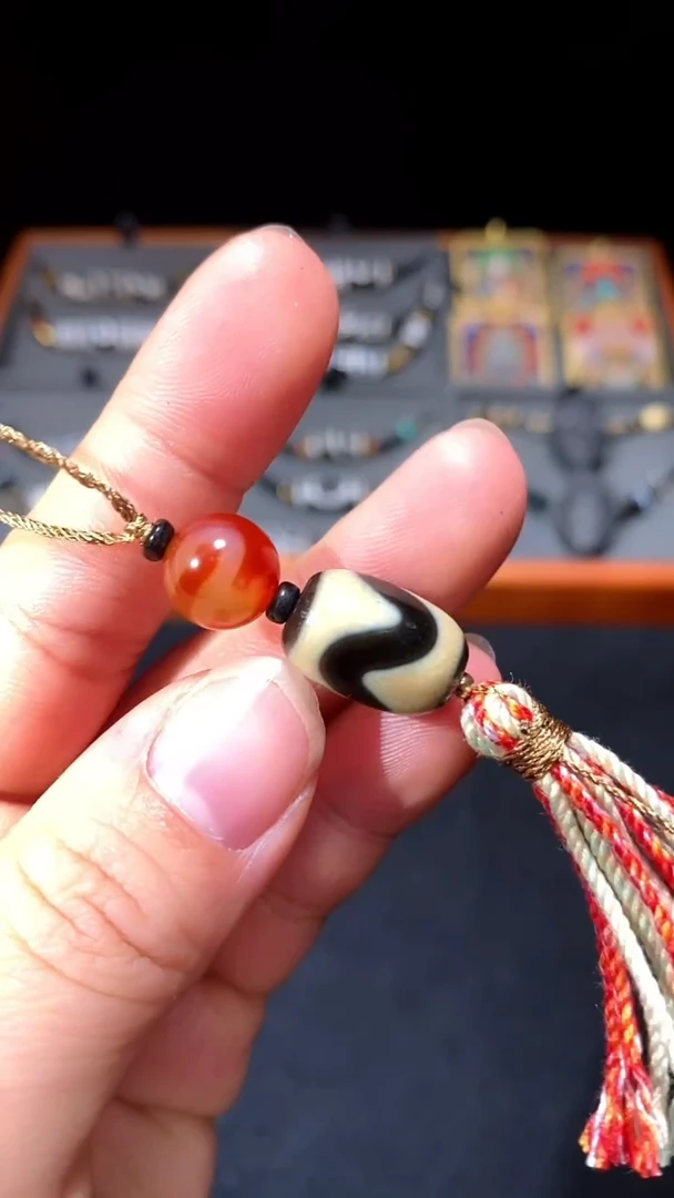 【闪购商品】玛瑙/玉髓手机挂件未镶嵌牙黄牙牙手机挂件