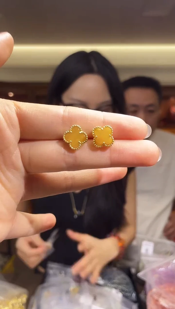 蜜蜡未镶嵌耳饰（多样性发一件）