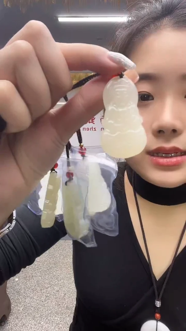 黄坐观音手持瓶多样性发货一