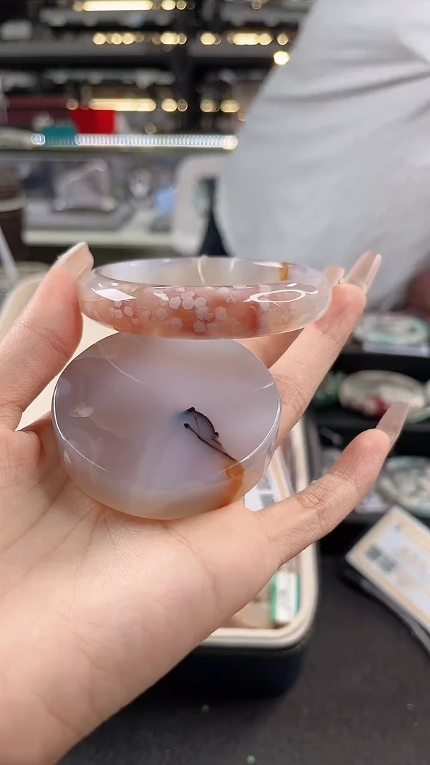 未镶嵌手镯石英质玉58圈口 （赠品镯心）305041