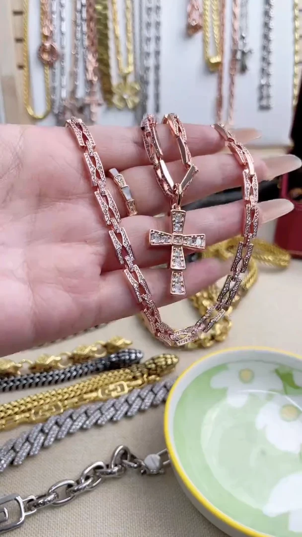 瓷片AAAAAAAAAAAAAAAA