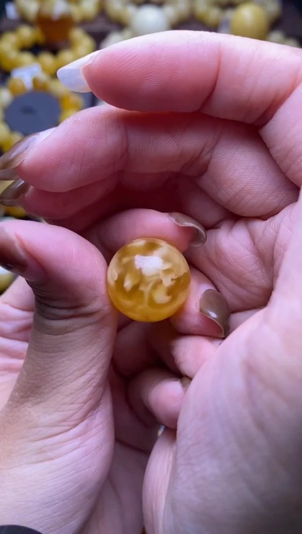 【闪购商品】琥珀裸石未镶嵌大小姐珠宝严选77