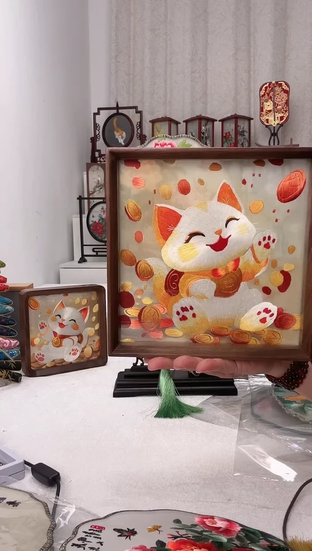 扇子苏绣作品手工团扇