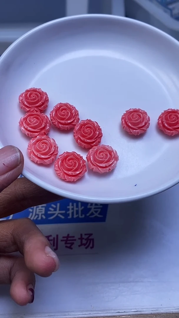 未镶嵌散珠拼合珍珠（马贝珠）C639女皇贝双面玫瑰花8*15mm3个8.8元