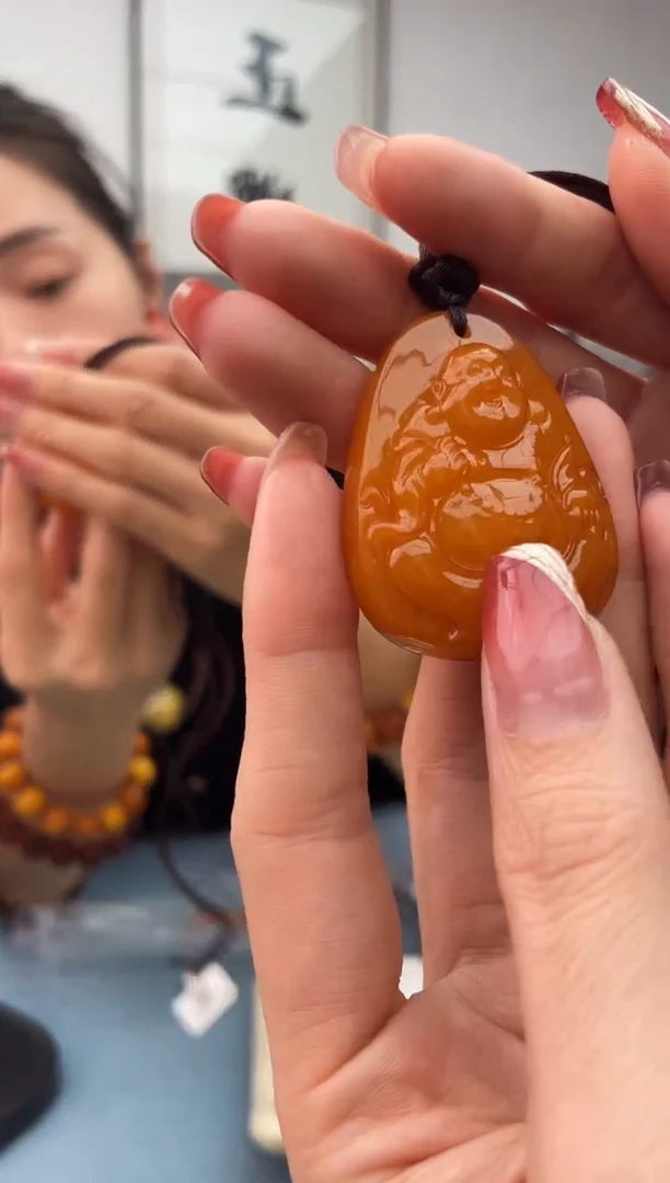 【闪购商品】琥珀珠宝奇石未镶嵌微瑕配绳，假一罚十012