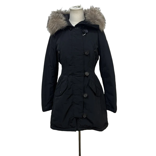 妃鱼/盟可睐/聚酯纤维/羽绒服/95新/琰一二三