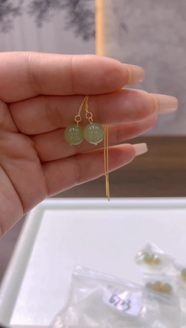 银S925镀金镶嵌和田玉耳饰E723