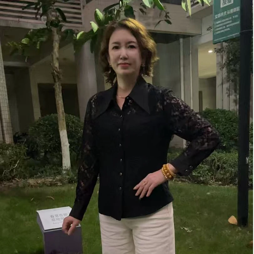 茹茹时装衬衫领蕾丝长袖