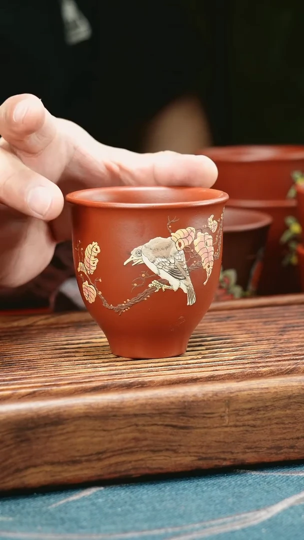 茶杯紫砂泥绘金钟鹰