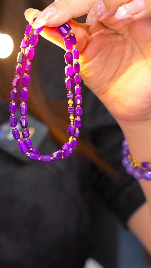 未镶嵌苏纪石（舒俱来）项链.