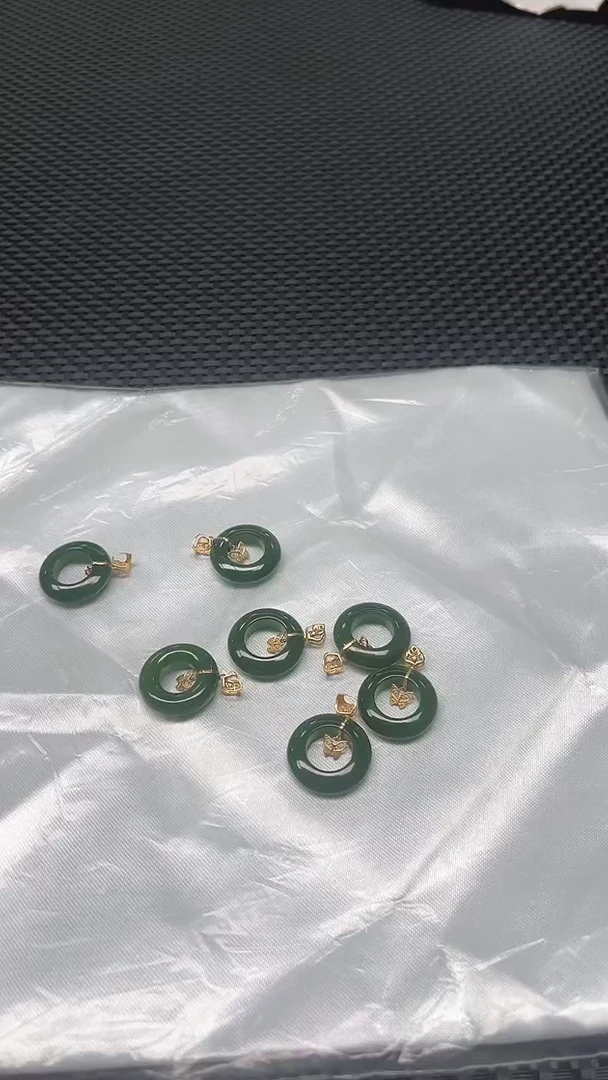 【闪购商品】和田玉吊坠18K金镶嵌多样性发1件