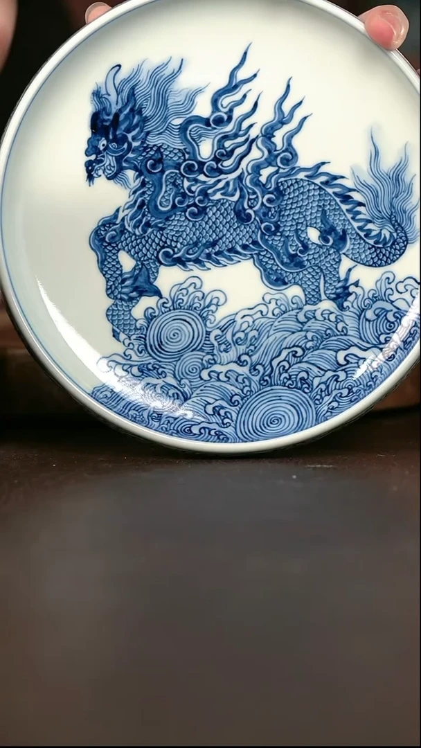 手绘微瑕高温现代瓷  气窑  麒麟踏浪坡边壶承17.5CM