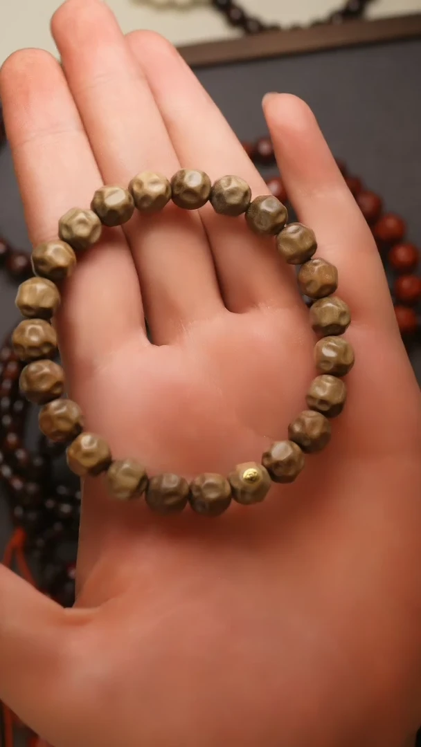 【闪购商品】檀香木手串/手链阴沉老山檀香奶酪无相金标