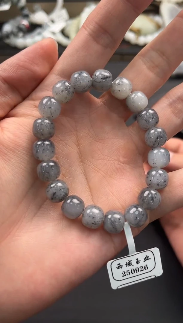 未镶嵌手串和田玉和田黑山青花老型手串卡10微色差 纹