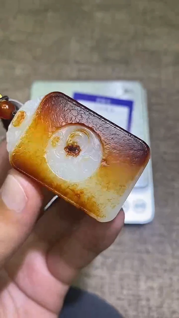 颈饰未镶嵌和田玉A7