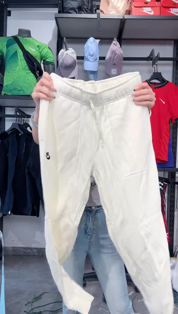 1539   编码 瑕疵款直播间过款为准 尺码 M