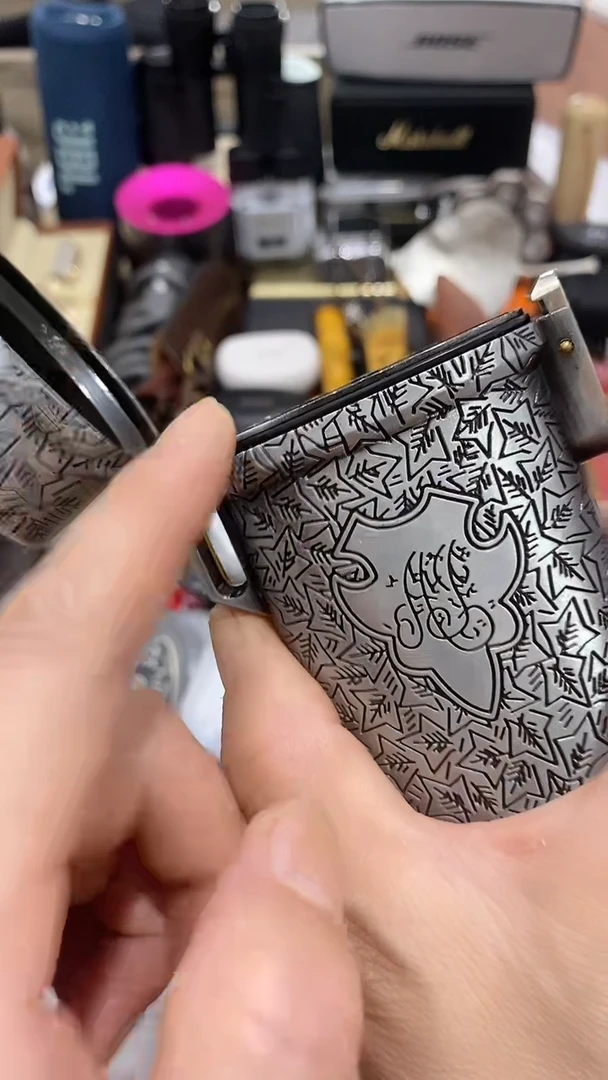 瓷片闪购商品 如图所示