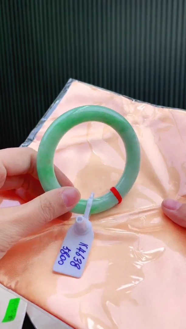 未镶嵌手镯翡翠57+